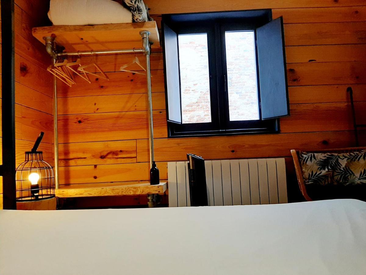 Hostal Erasmus By Gaiarooms Salamanca Ngoại thất bức ảnh